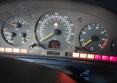 1998 Mercedes-Benz Sl 500 z USA, uszkodzony, nr VIN WDBFA67FXWF159455